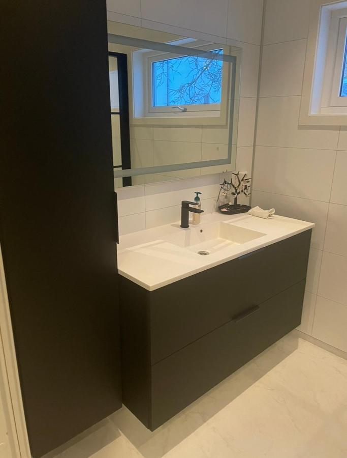 Lofoten Kabelvag-Small Apartment ภายนอก รูปภาพ